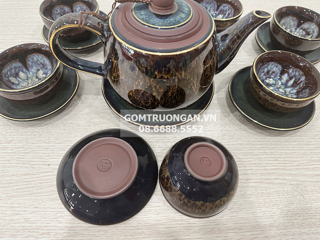 Bộ ấm trà tử sa hỏa biến Bát Tràng cao cấp mã não vẽ vàng 6